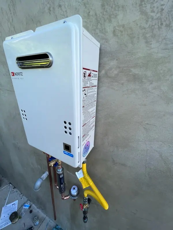 Tankless water heater installation for Colonial Hills homes